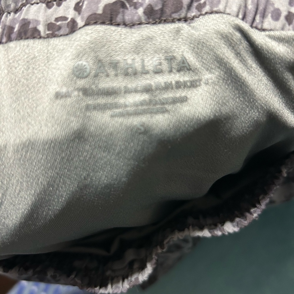 Athleta Leopard Print Mesh Racer Run Mesh Shorts … - image 3